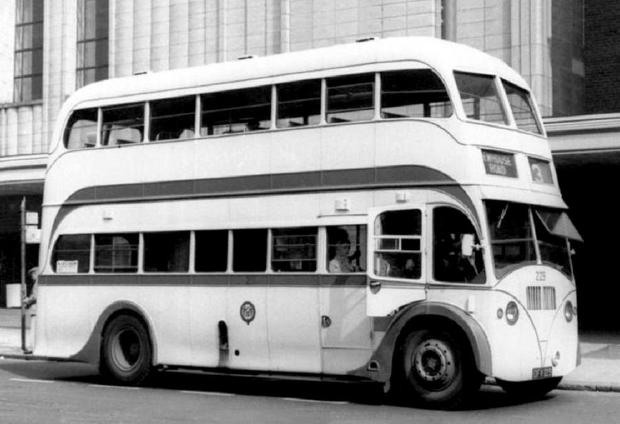  Leyland Titan PD2/5 Burlingham (FH31/23C) 1949 года  (фото 1 из 5)